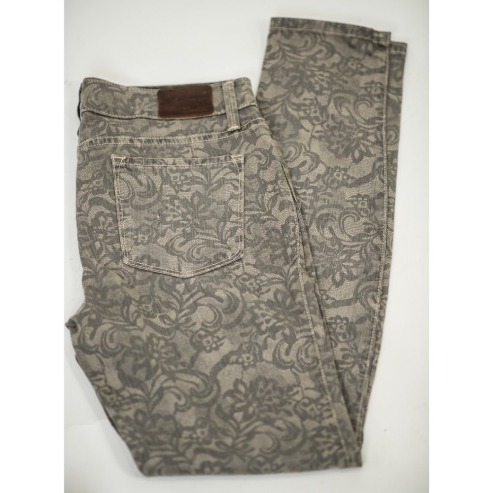 Super cute soft jean NWOT